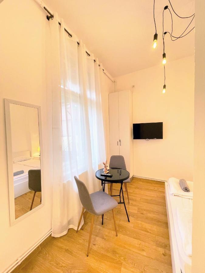 Apartament Plopilor Studios Sibiu Exteriér fotografie