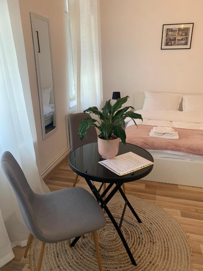 Apartament Plopilor Studios Sibiu Exteriér fotografie