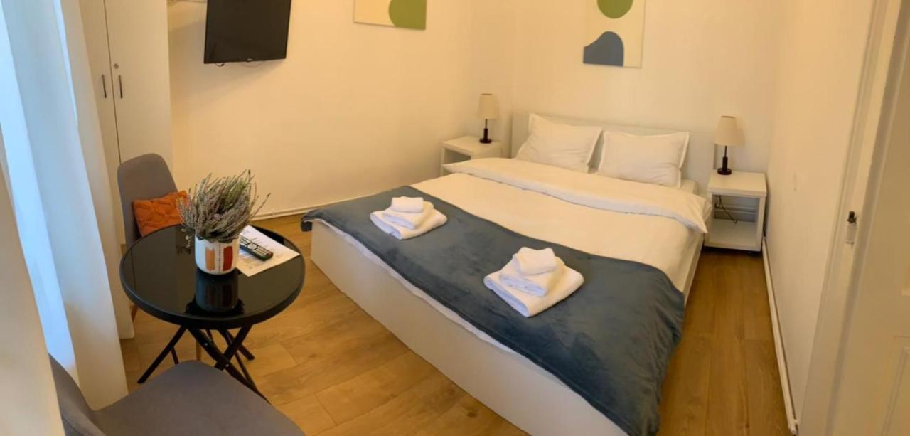 Apartament Plopilor Studios Sibiu Exteriér fotografie